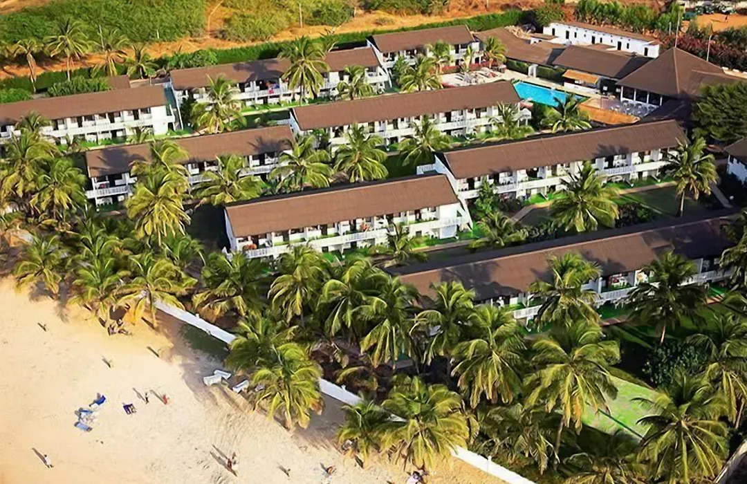 Bungalow Beach Hotel-1