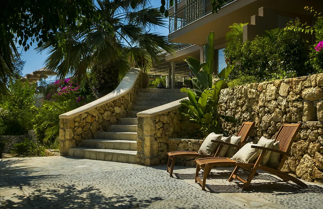 F Zeen Kefalonia (Adults Only)-1