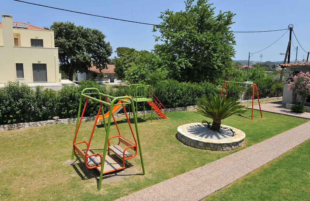 Santa Helena Hotel (Adults Only)-1