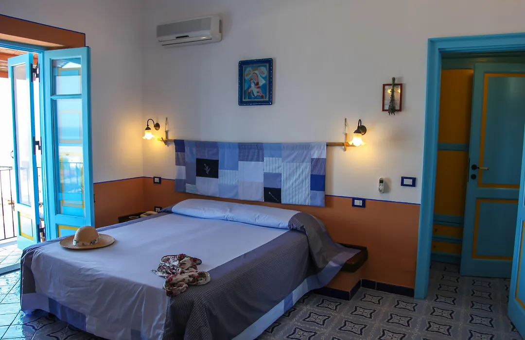 Hotel Mamma Santina-1