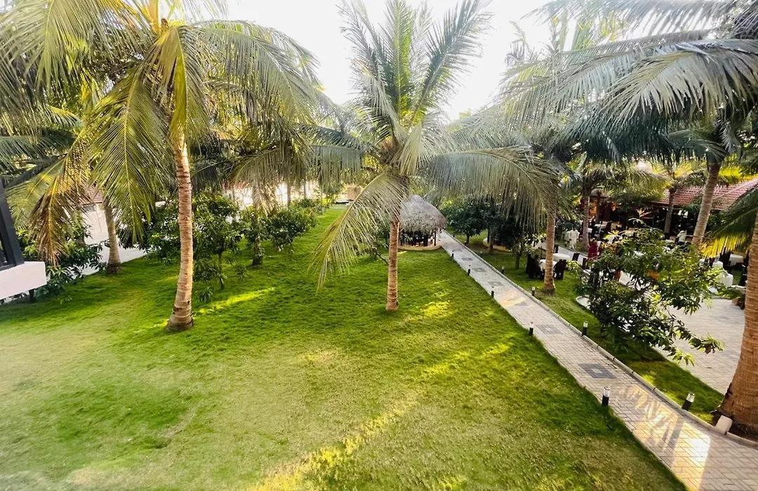 Mango Mansion-1