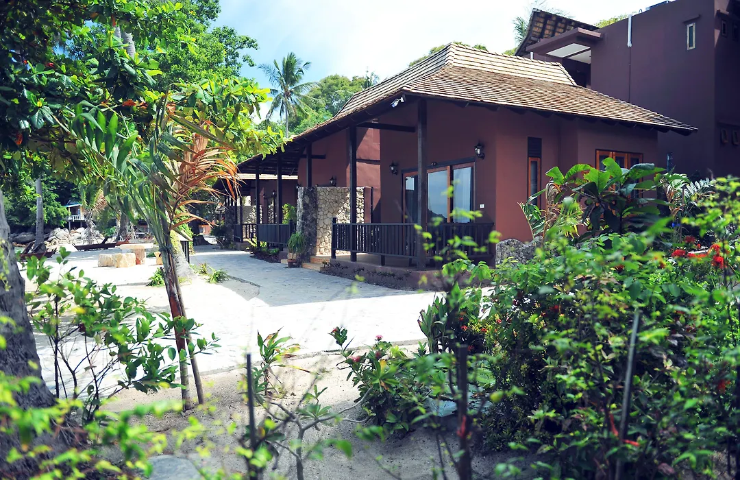 Beach Club Koh Tao-1