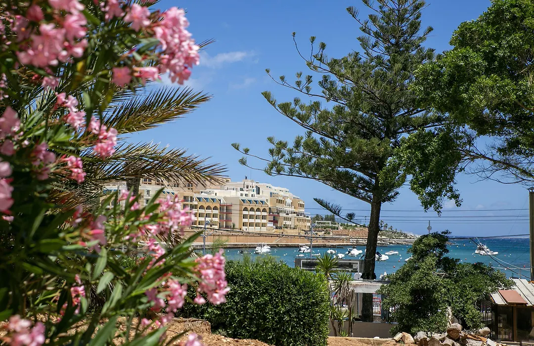 Beach Garden Hotel-1