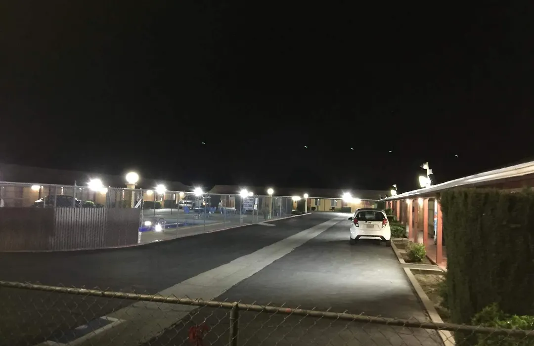 Hacienda Motel-1