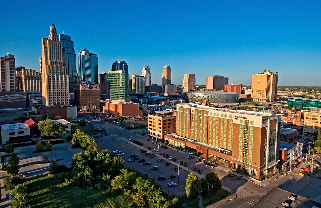 Courtyard By Marriott Kansas City Downtown/Convention Center-1