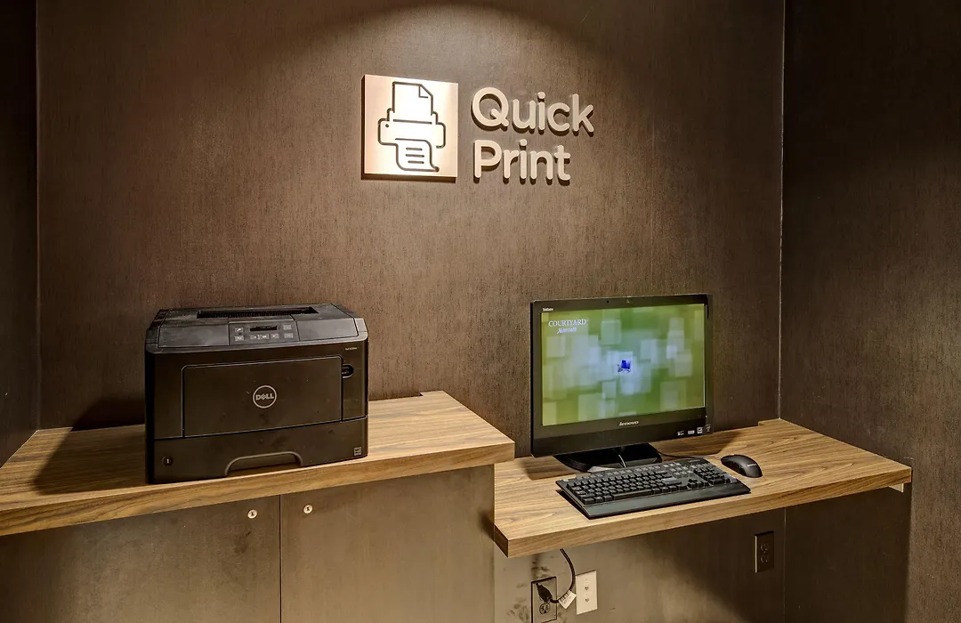 Courtyard By Marriott Westbury Long Island-1
