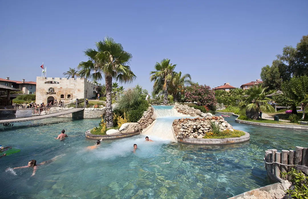 Club Grand Aqua-1