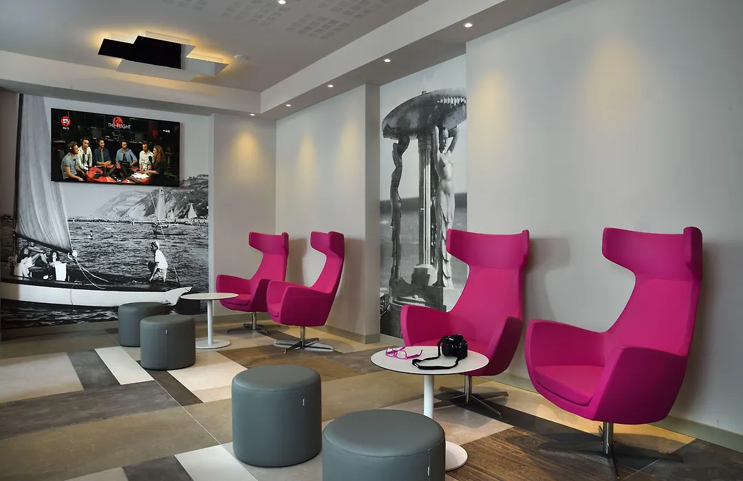 Embassy Hotel & Spa-1