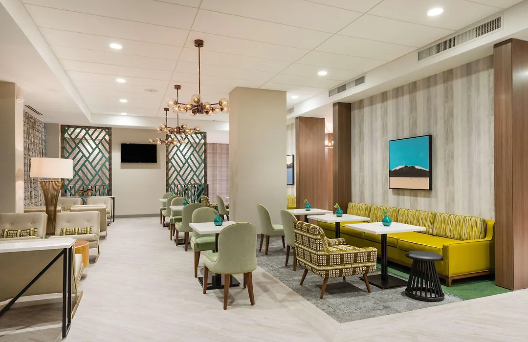 Hampton Inn & Suites Miami Wynwood Design District, Fl-1