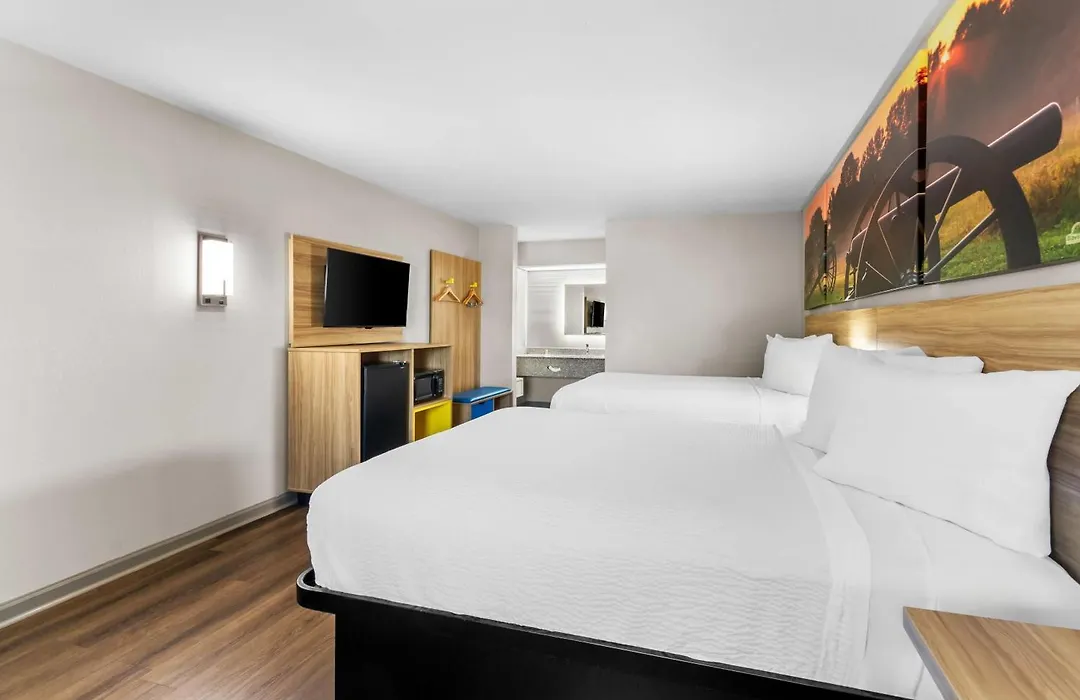 Days Inn By Wyndham Enterprise-1