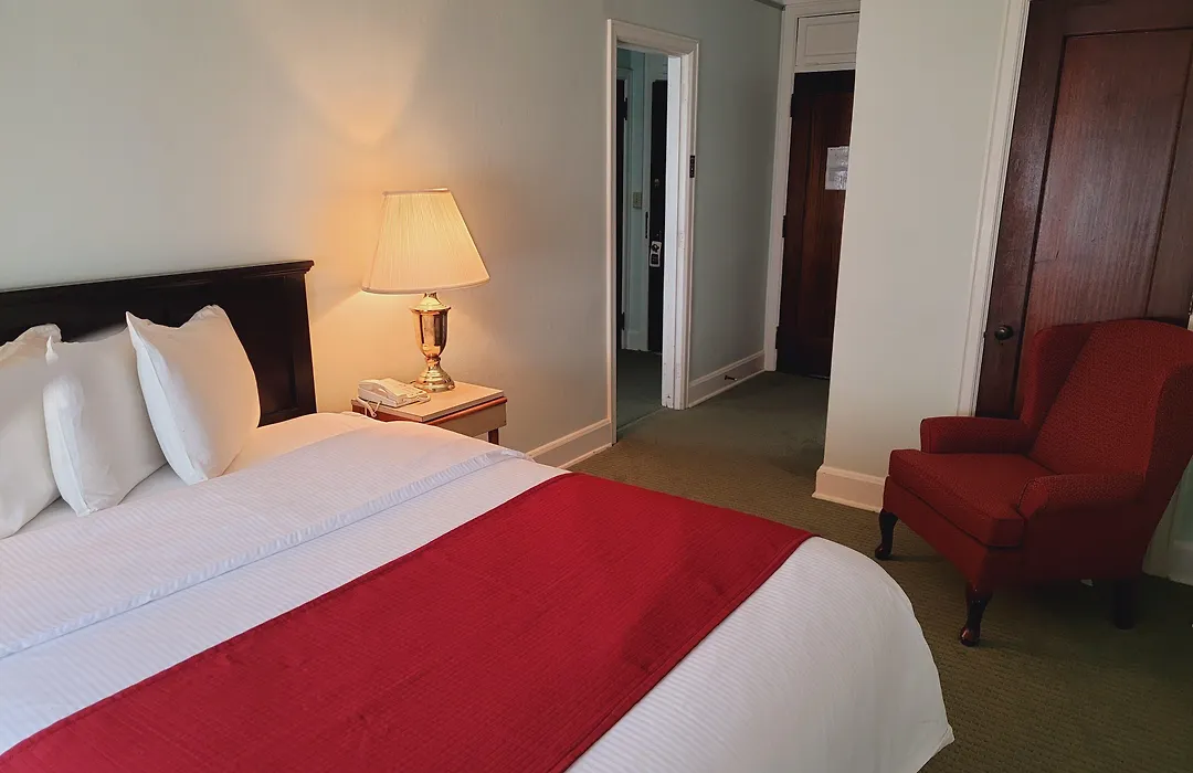 Penn Wells Hotel-1