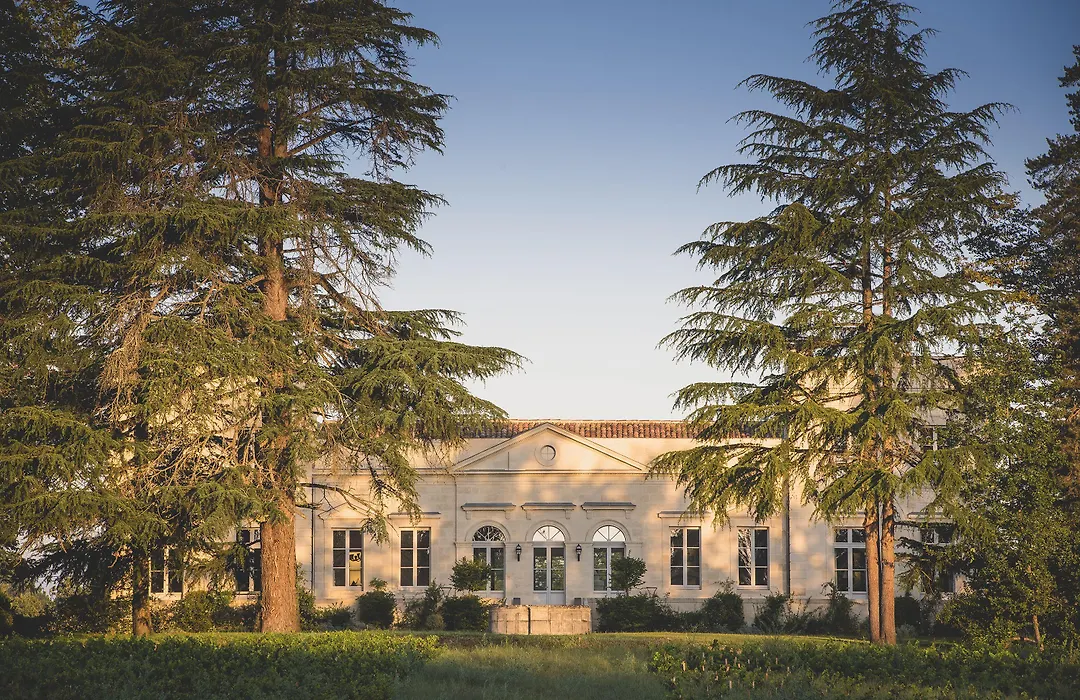 Château Le Pape B&B-1