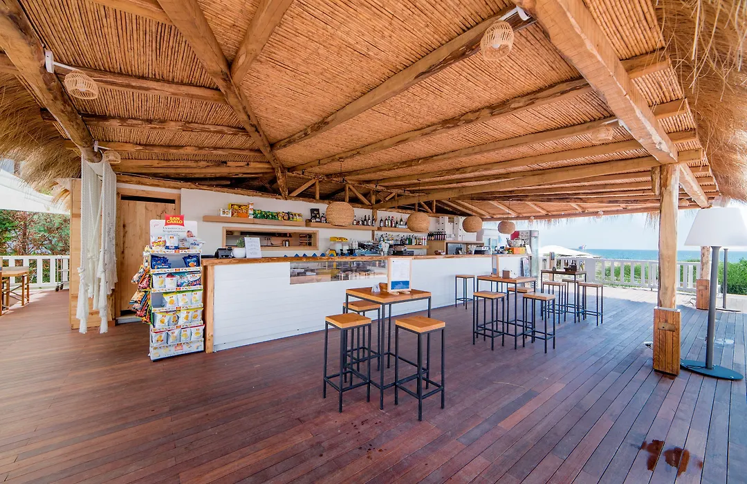 Cumeja Beach Club & Hotel-1