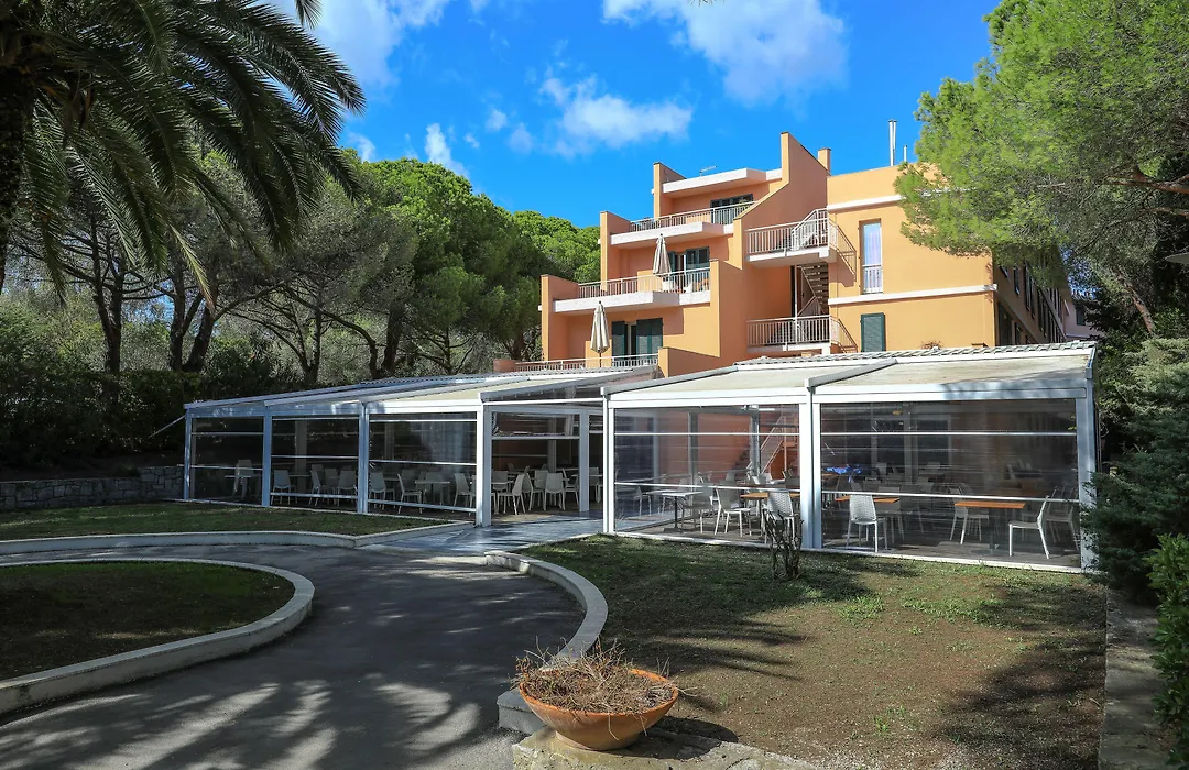 Th Lacona-1