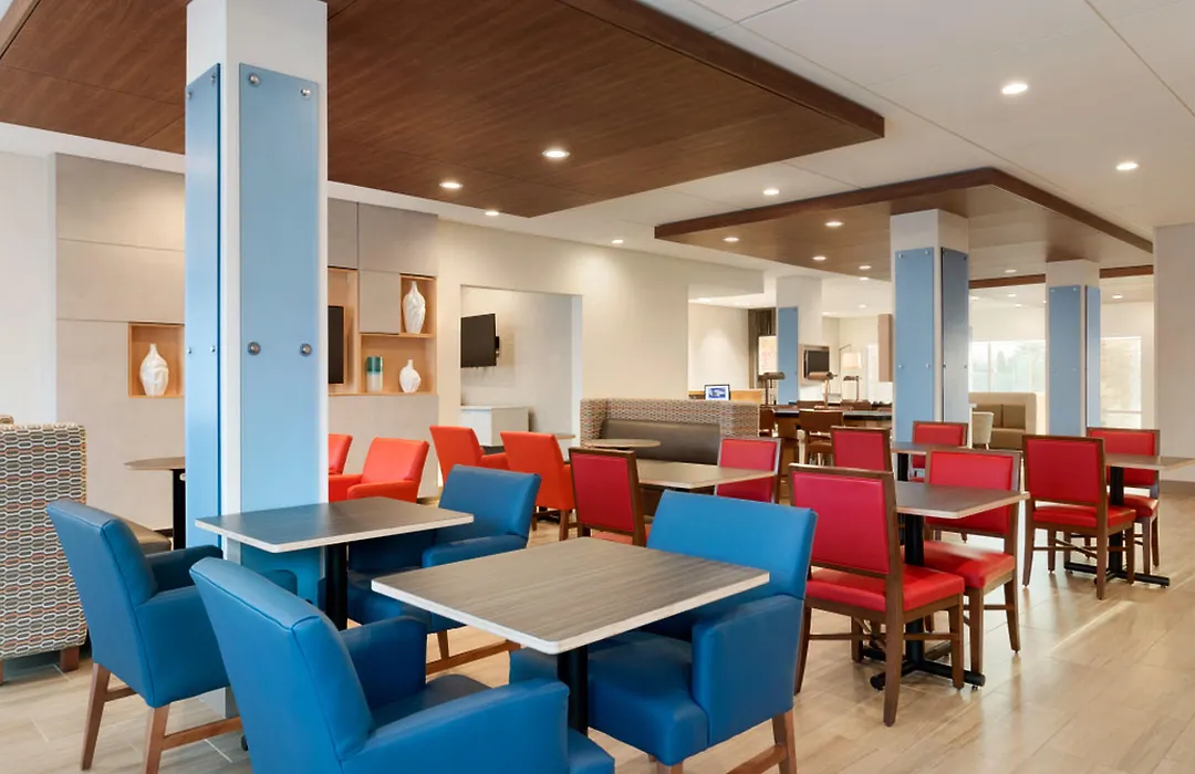 Holiday Inn Express & Suites - Cincinnati Ne - Red Bank Road By Ihg-1