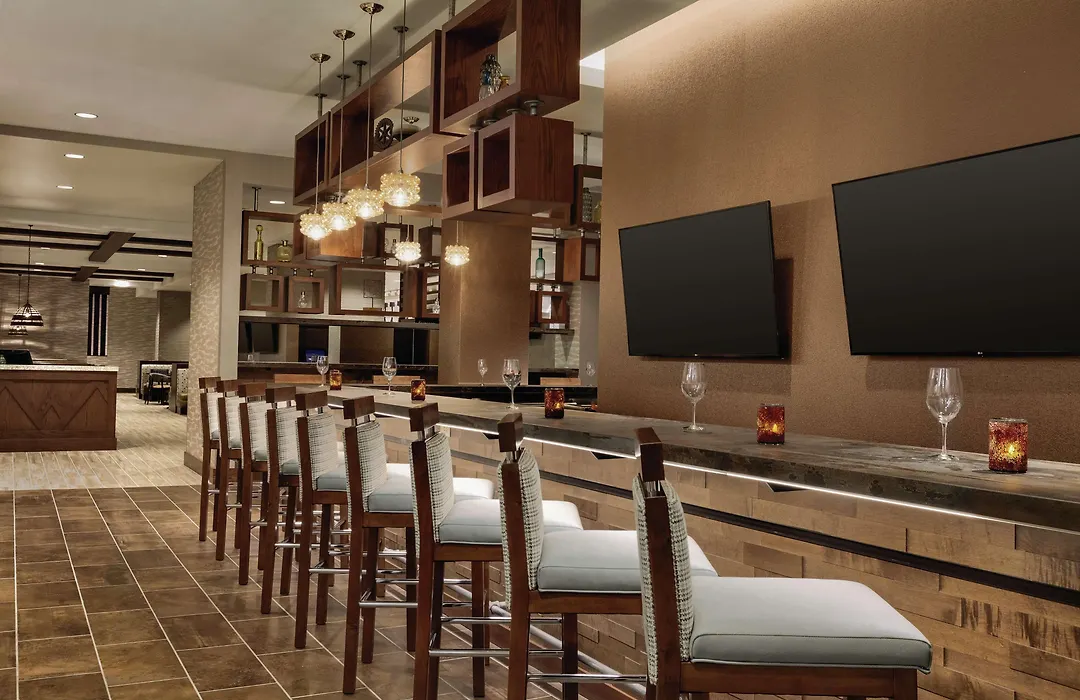 Embassy Suites By Hilton South Jordan Salt Lake City-1