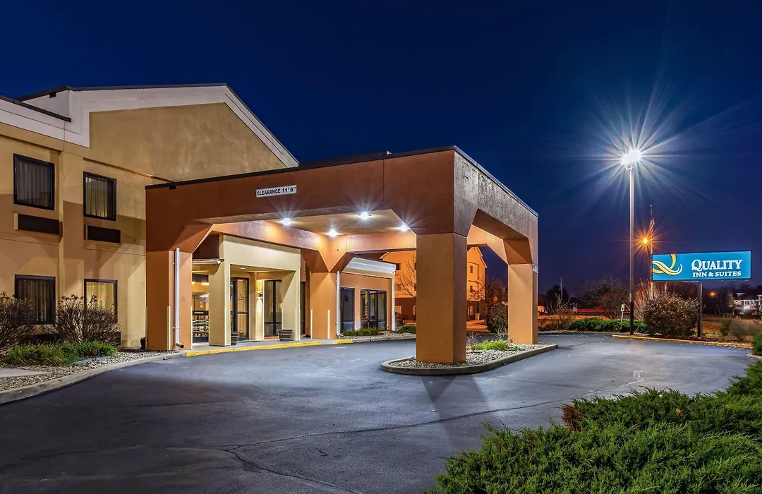 Quality Inn & Suites Southport-1