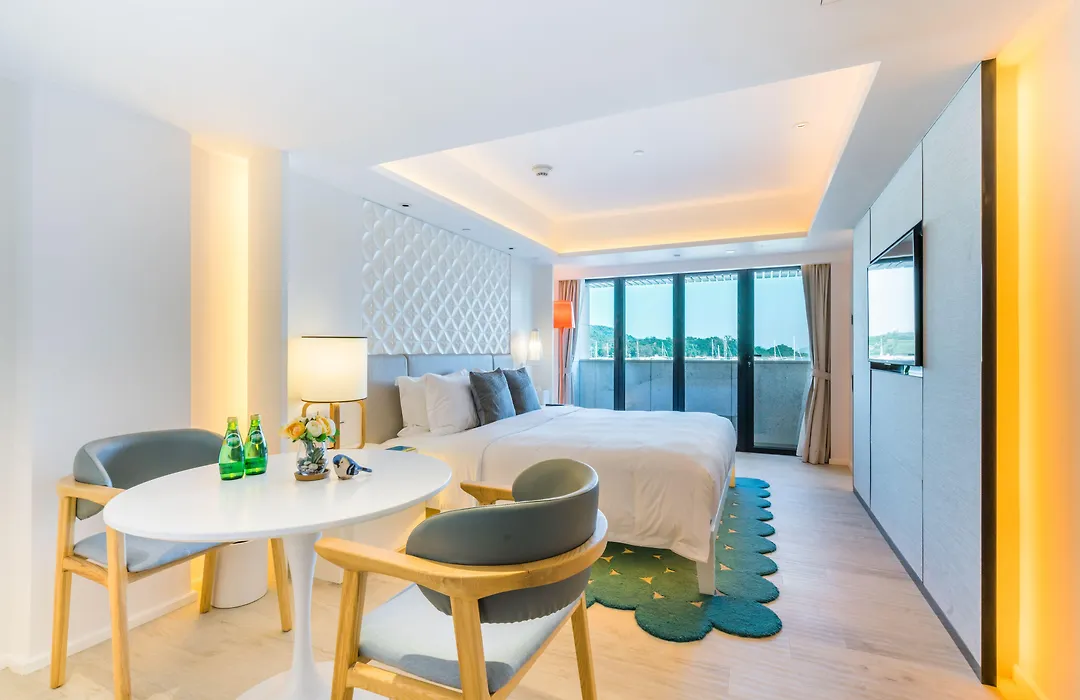 The Pier Hotel-1