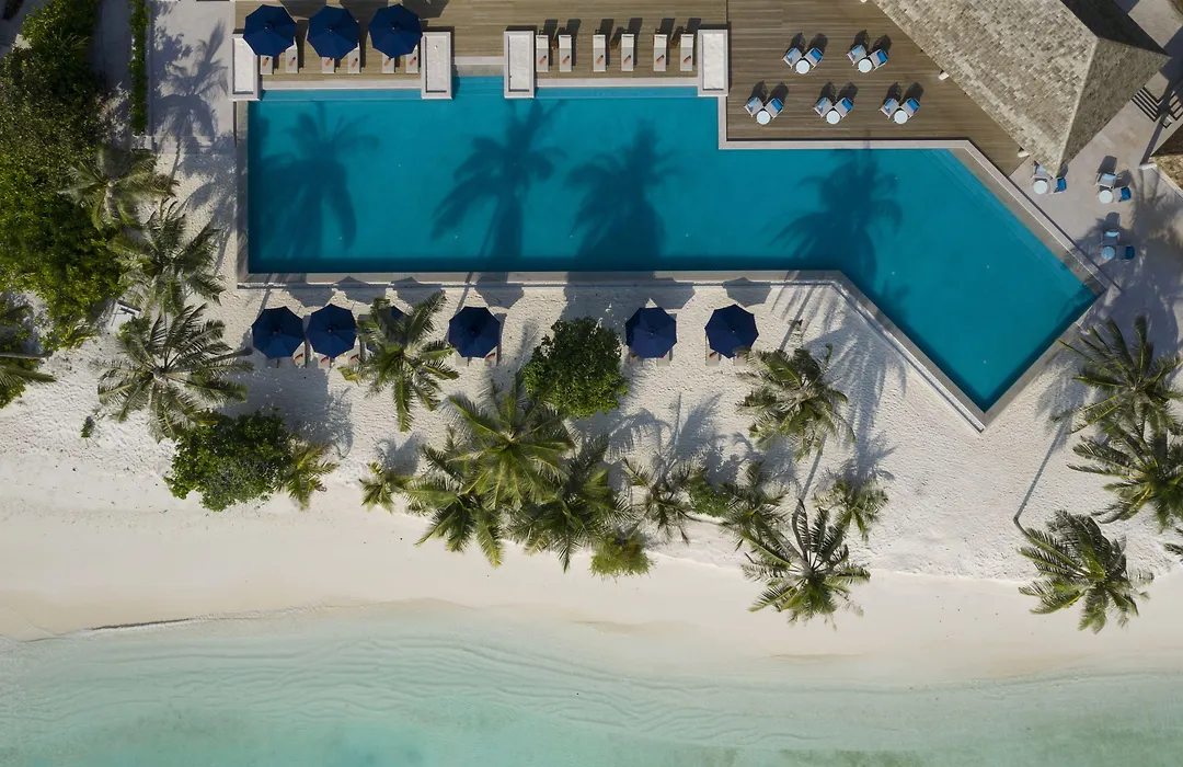 Emerald Faarufushi Resort & Spa-1