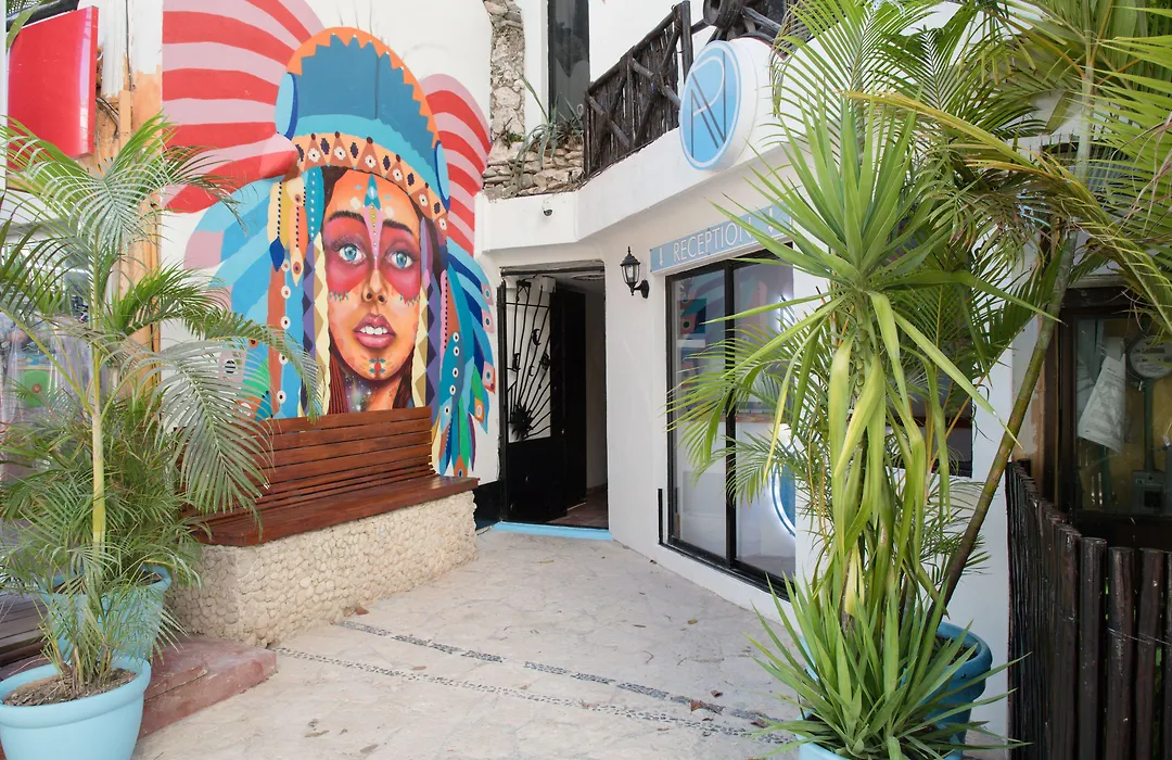 Moonshine Hotel-1