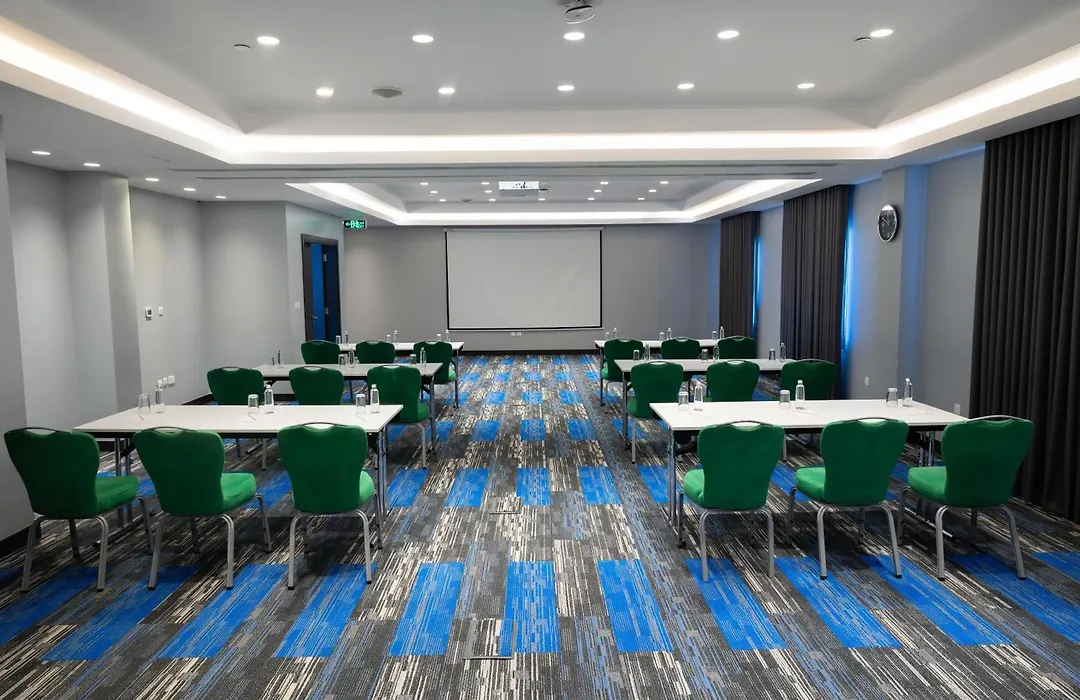 Park Inn By Radisson Jubail Industrial City-1