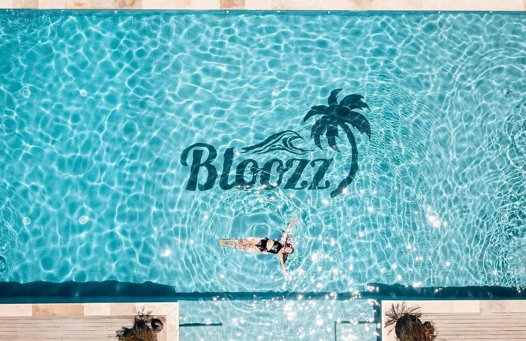 Bloozz Resort Bonaire-1