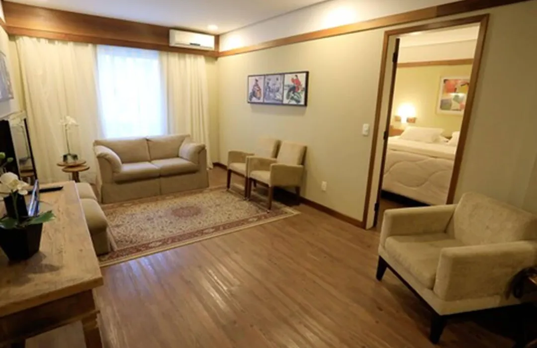 Tri Hotel-1