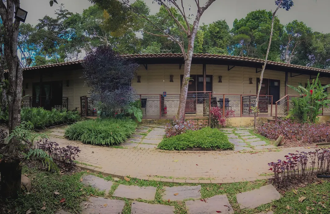 Hotel Vale Das Nuvens-1