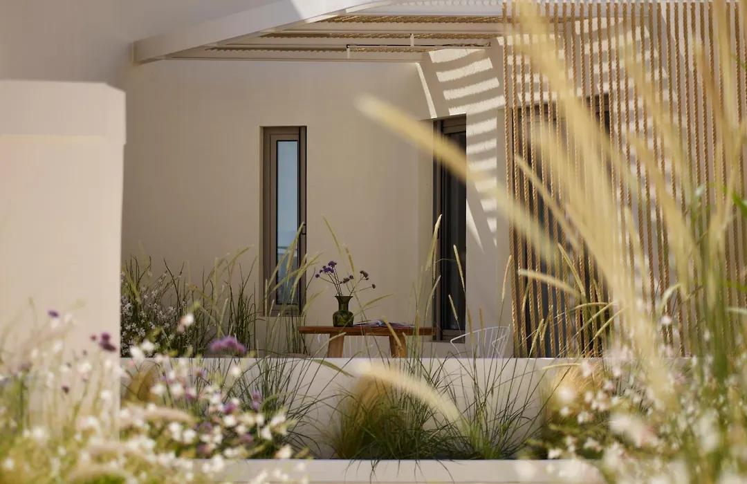 White Pebble Suites-1