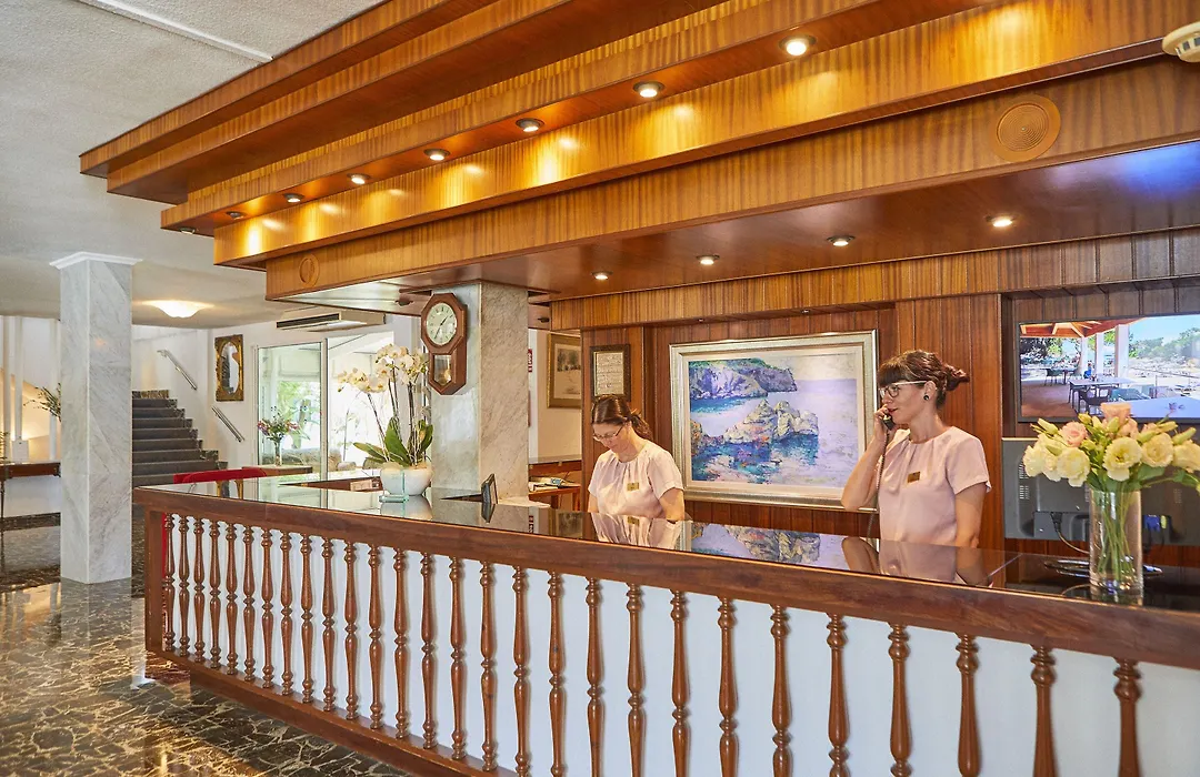 Hotel Rocamarina - Adults Only-1