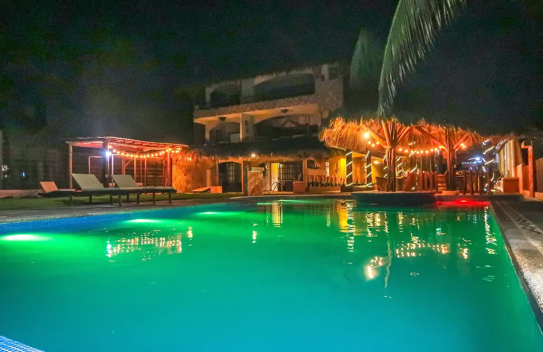 Hotel Villas Punta Blanca-1