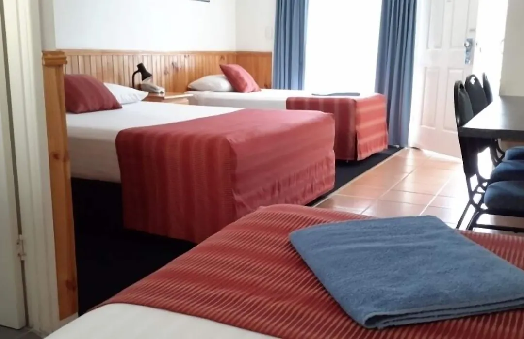 Twin Towns Motel-1