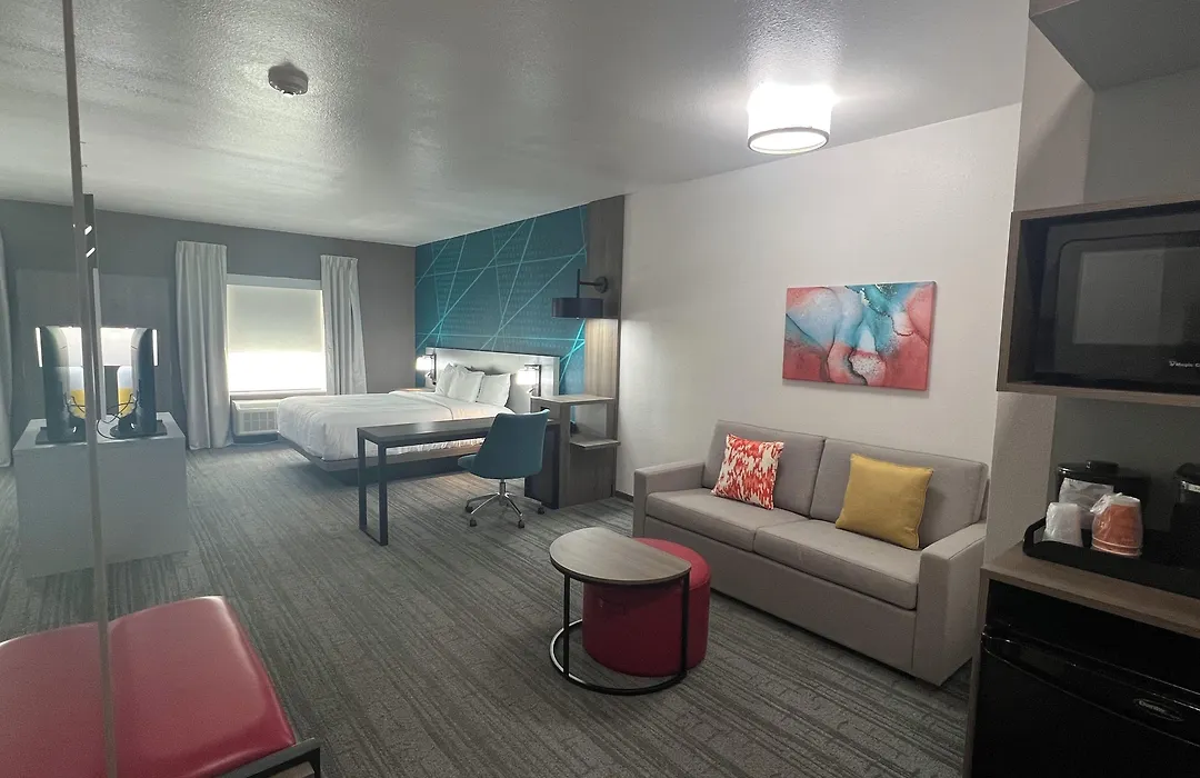 Comfort Suites Desoto Dallas South-1