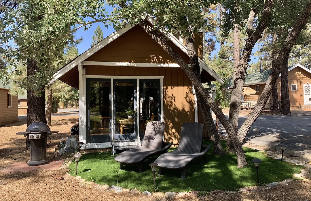 Grey Squirrel Resort-1