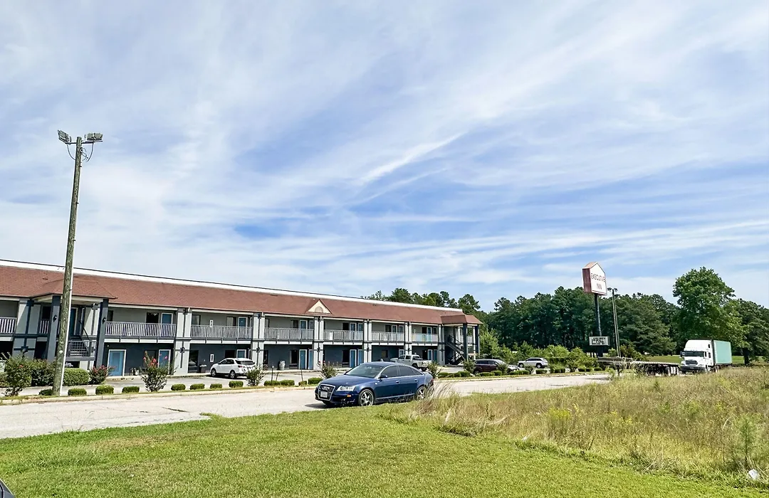 Executive Inn Ridgeway I-77-1