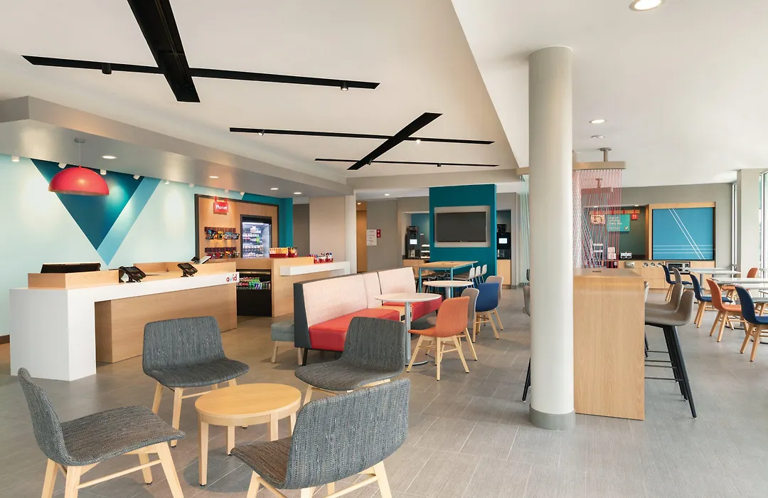 Avid Hotel - Ft Lauderdale Airport - Cruise By Ihg-1
