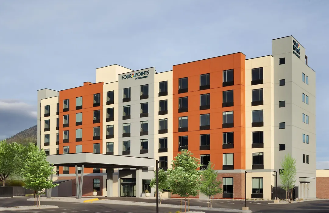 Four Points By Sheraton Penticton At The Convention Centre-1