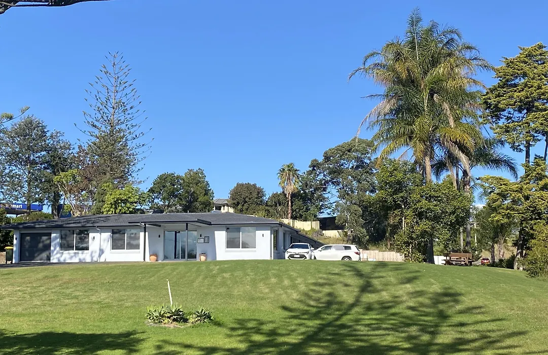 The Seaview Tavern Motel-1