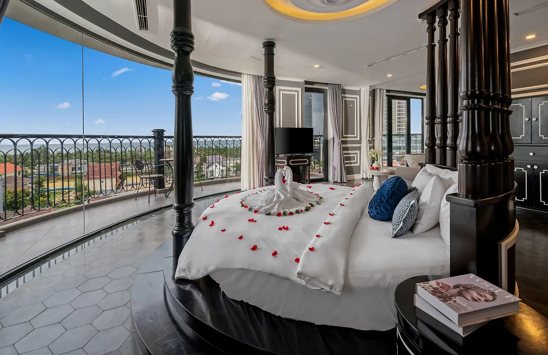 Hotel Del Luna Boutique-1