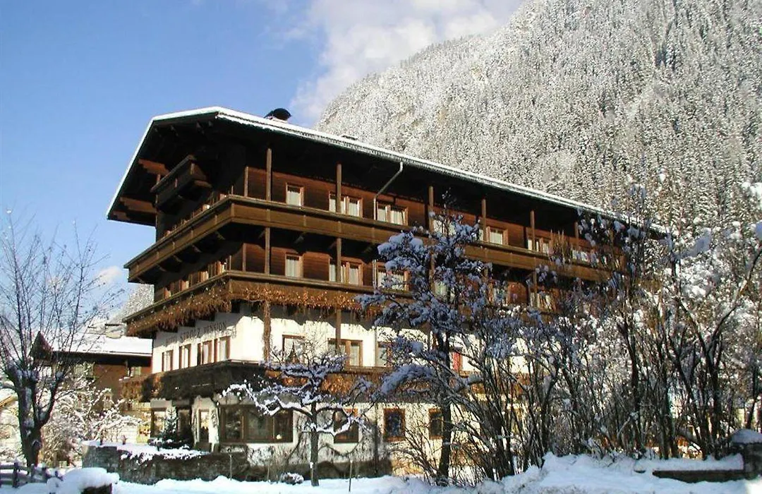 Hotel-Pension Strolz-1