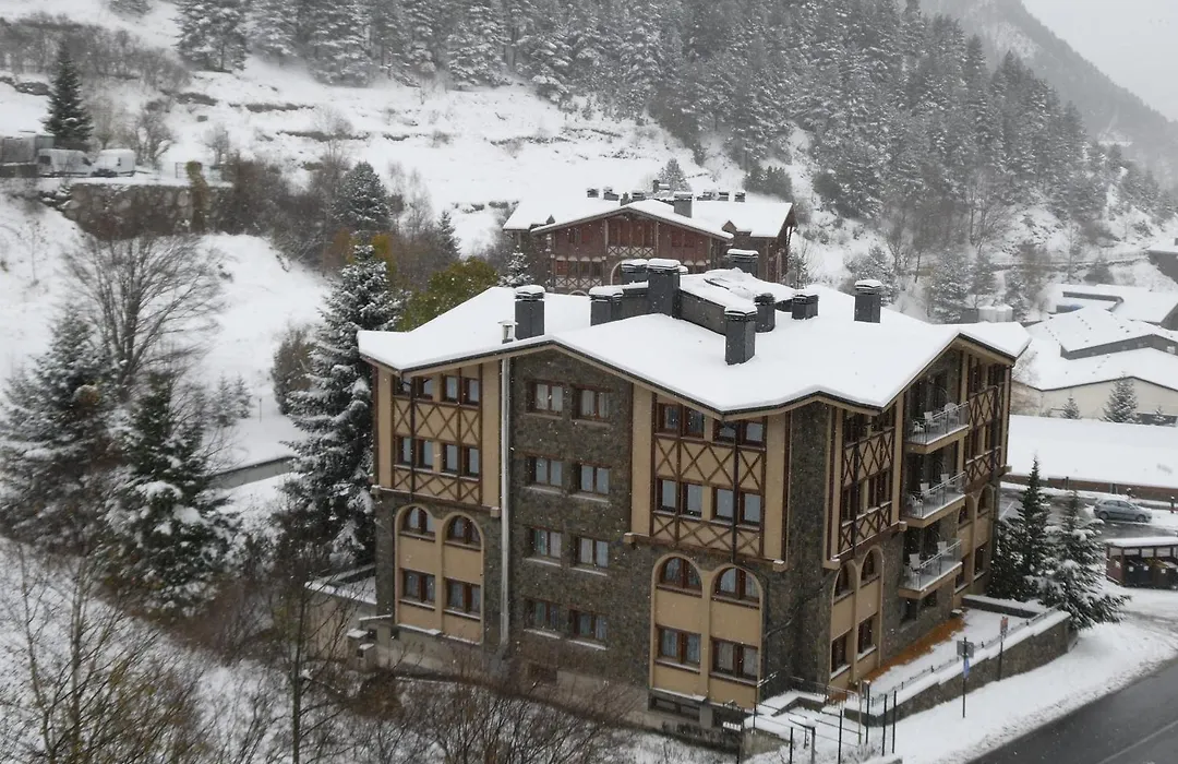 Hotel Xalet Verdu-1