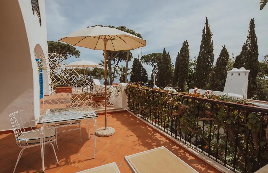 Grand Hotel Il Moresco-1
