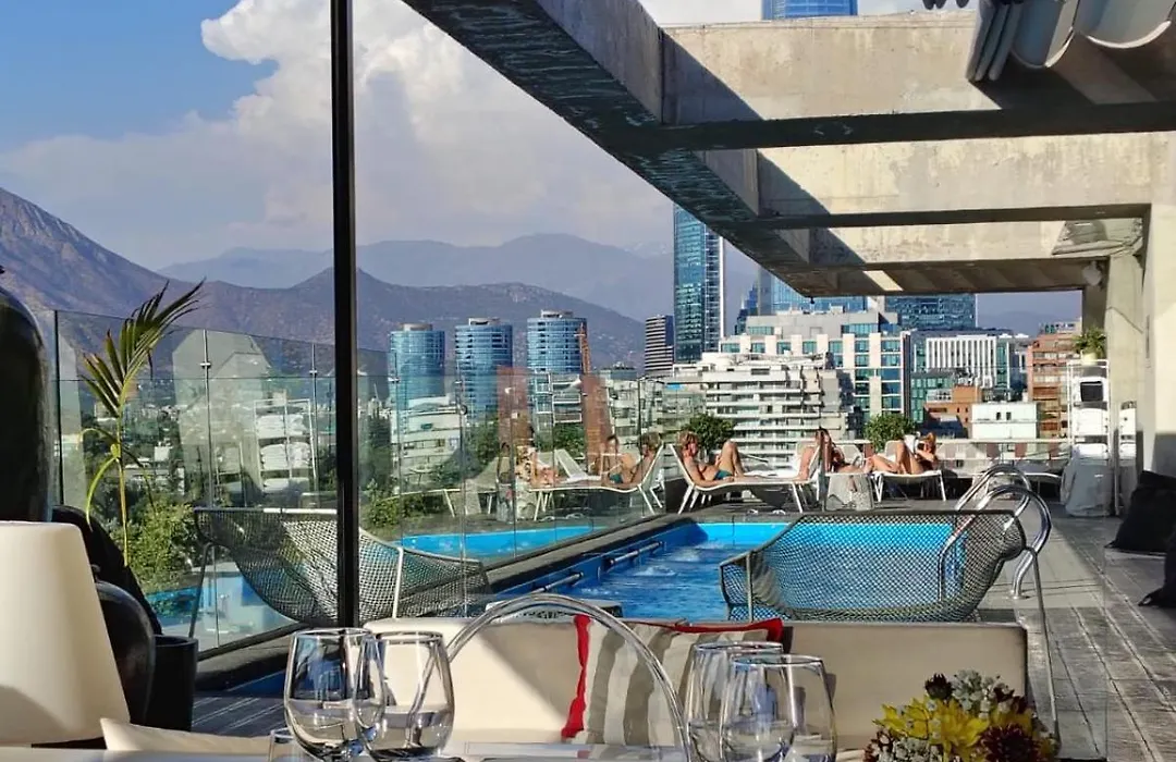 Solace Hotel Santiago-1