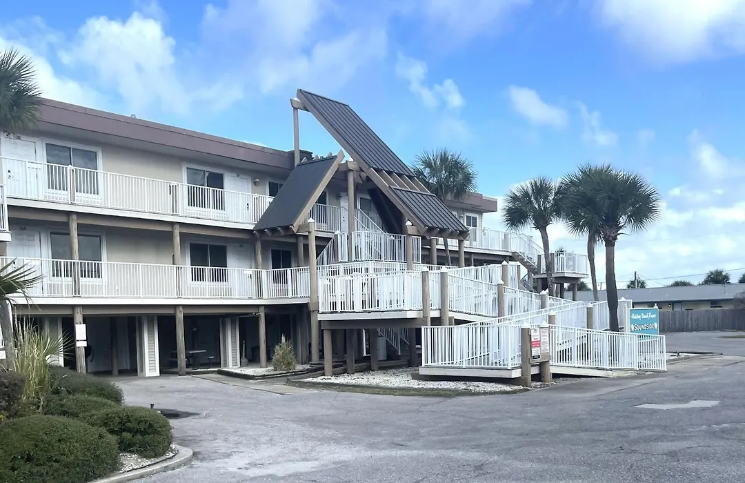 Soundside Holiday Beach Resort-1