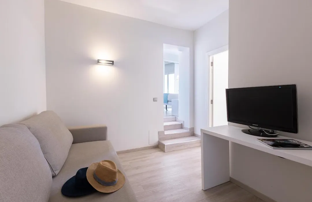 Invisa Hotel Es Pla - Adults Only-1