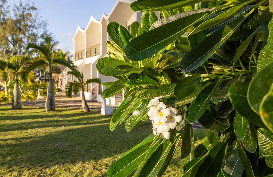 Coral Azur Beach Resort Mont Choisy-1