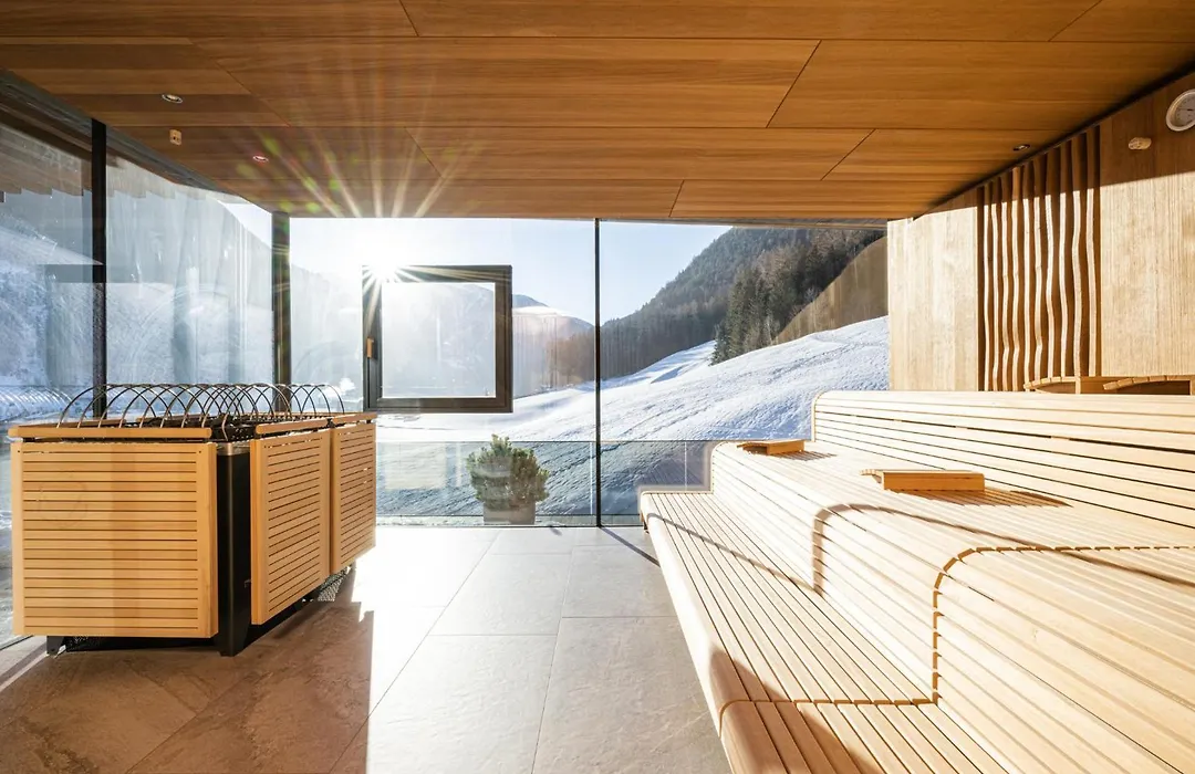 Alpine Luxury Spa Resort Schwarzenstein-1