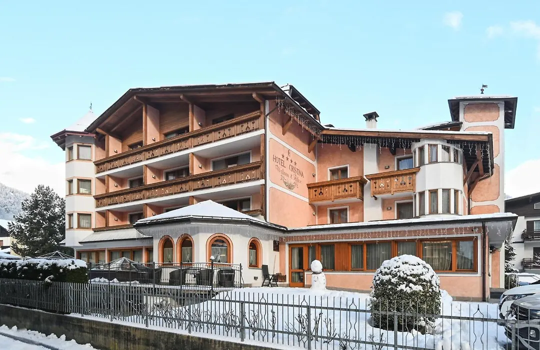 Hotel Cristina-1