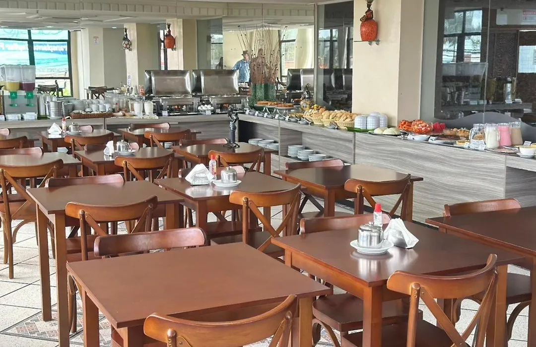 Yak Beach Hotel Ponta Negra-1