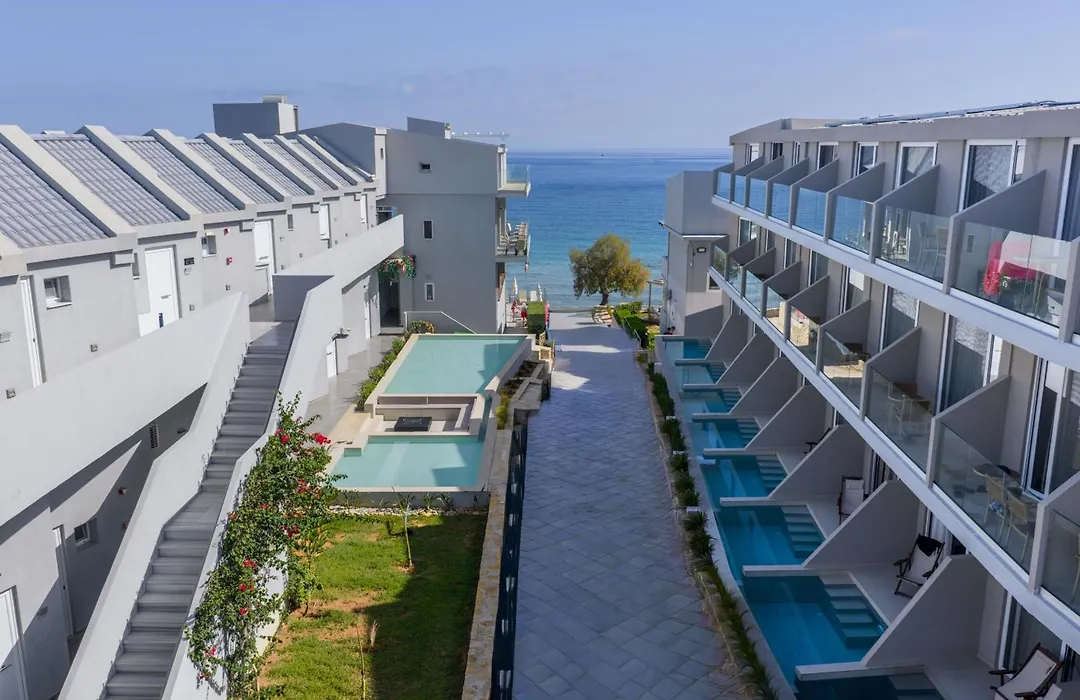 Golden Coast Beachfront Resort-1